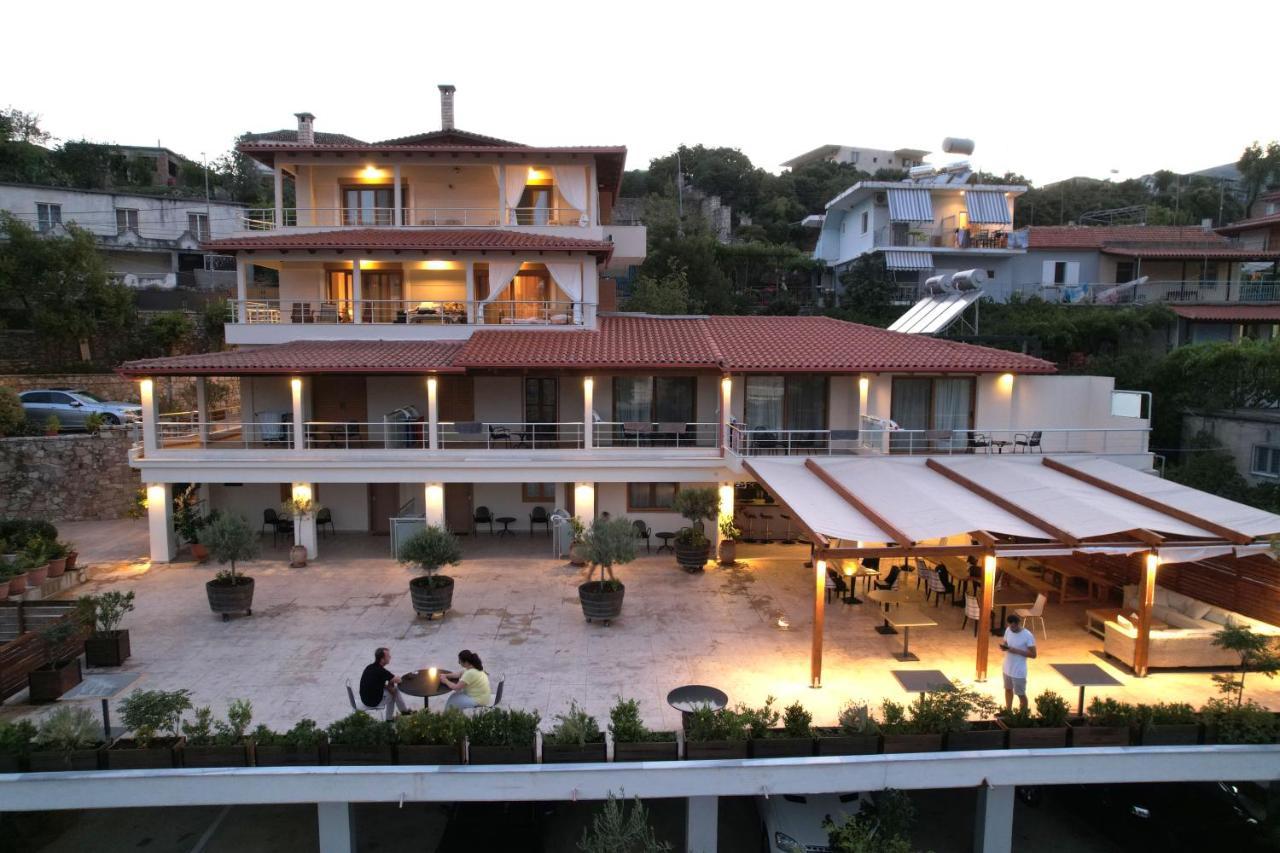 Bed and Breakfast Royal 1967 Himarë Exterior foto