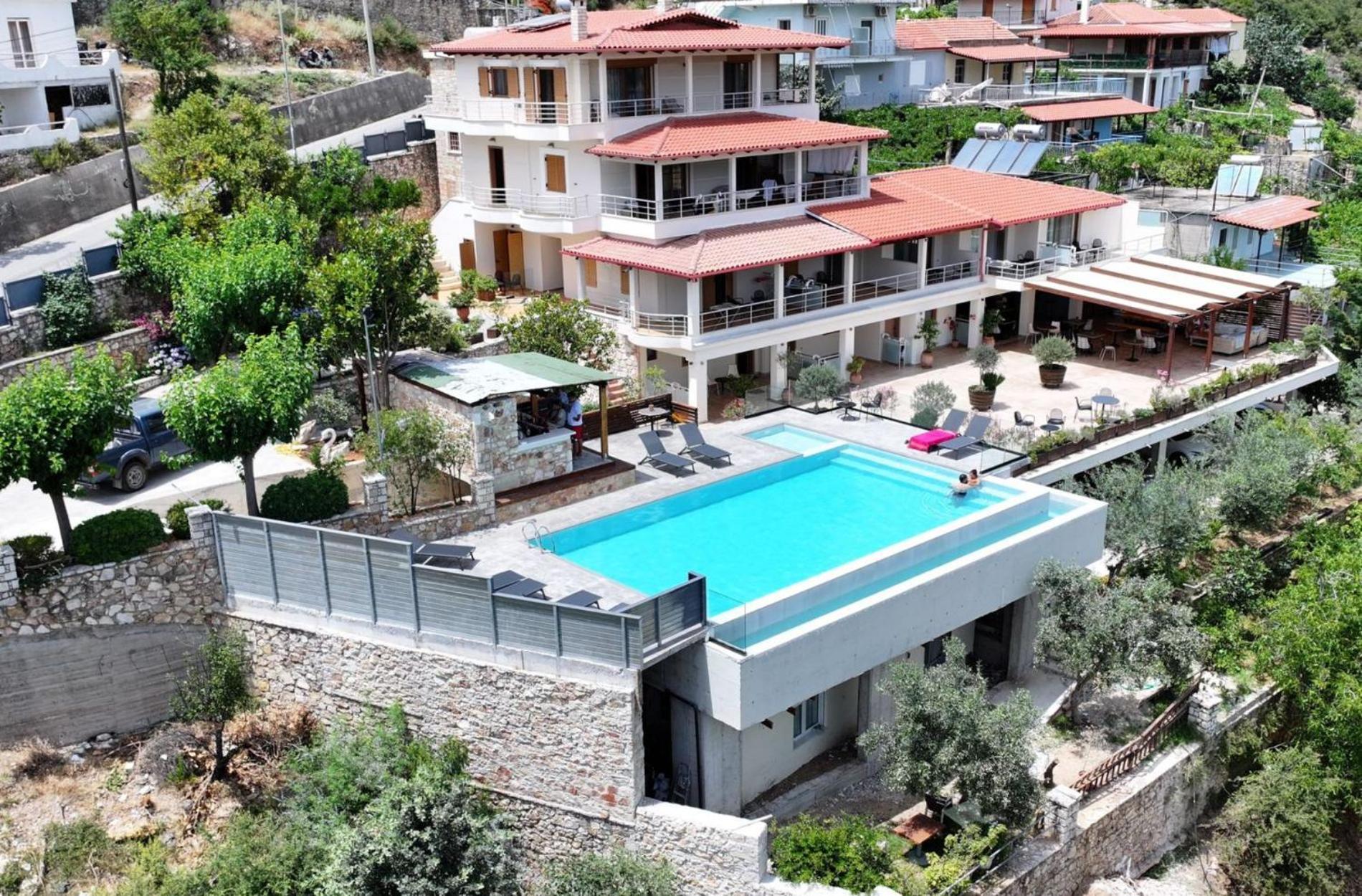 Bed and Breakfast Royal 1967 Himarë Exterior foto