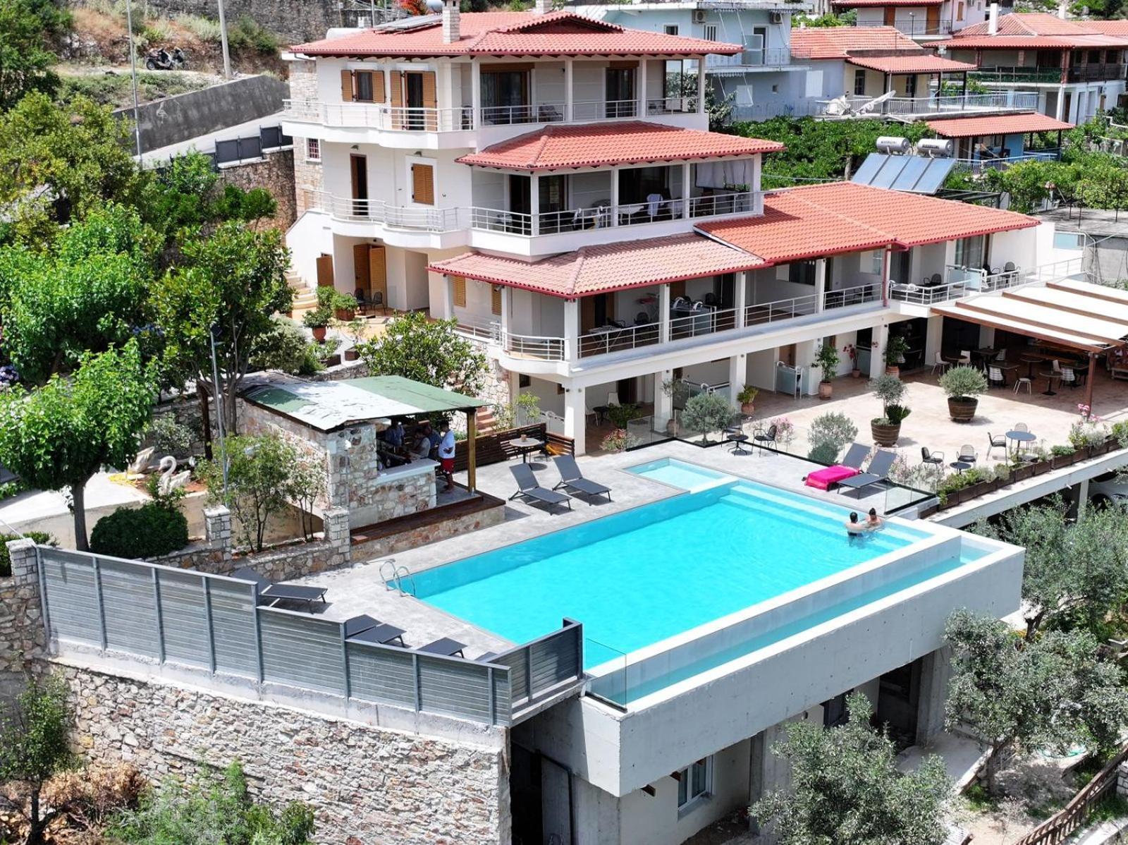 Bed and Breakfast Royal 1967 Himarë Exterior foto